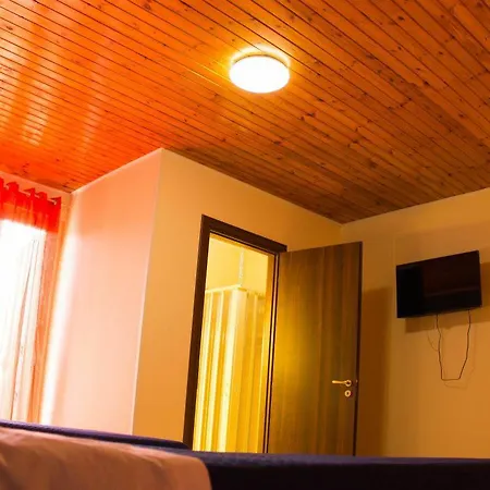 Sant'angelo B&B 리카타